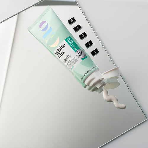 Professional White Whitening Toothpaste Image